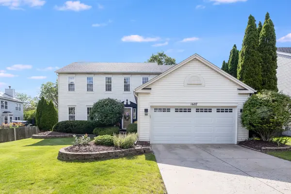 1607 Sierra Highlands CT, Plainfield, IL 60586