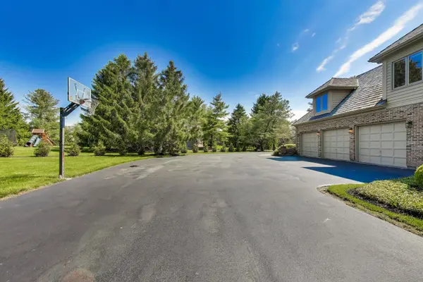 5847 Goldeneye DR, Long Grove, IL 60047