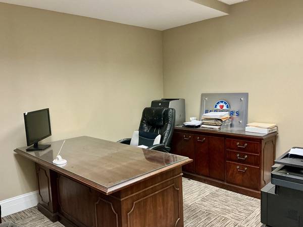 96 E Main ST, Lake Zurich, IL 60047