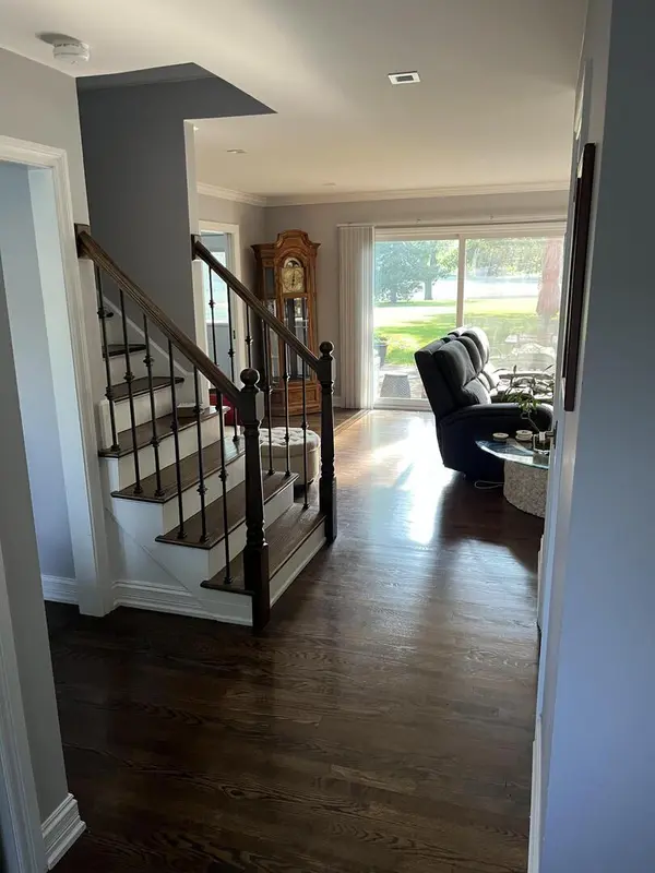 106 N Regency DR E, Arlington Heights, IL 60004