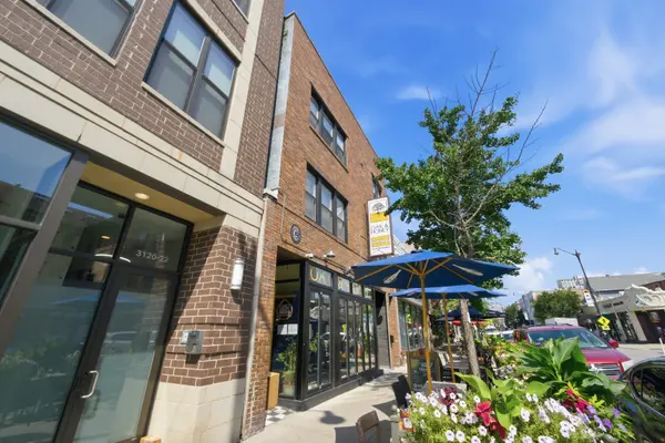 3124 N Broadway ST, Chicago, IL 60657