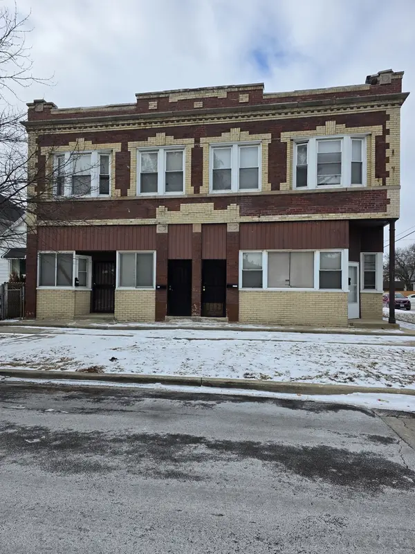 402 S 12th AVE, Maywood, IL 60153