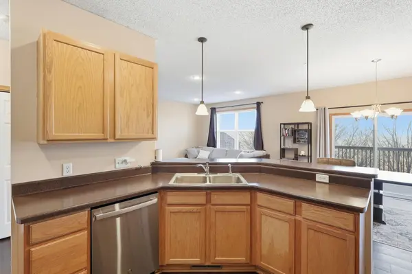 4580 Blaylock CIR, Inver Grove Heights, MN 55076