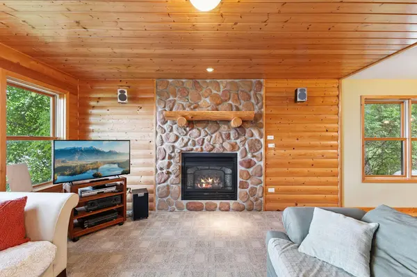 10215 Amery AVE NW, Monticello, MN 55362