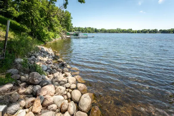 524 E Lake Cowdry RD NW, Alexandria, MN 56308