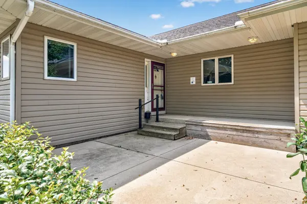5255 53rd ST SW, Waverly, MN 55390