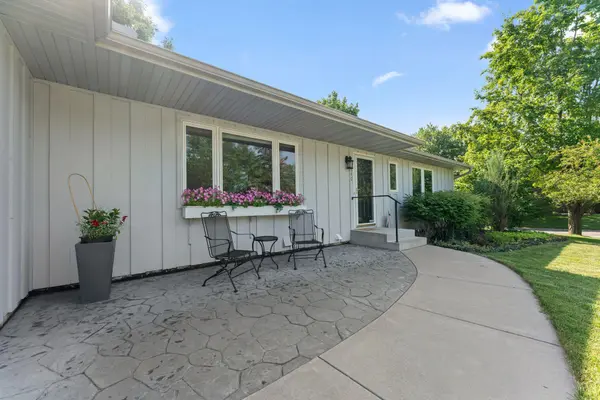 3840 Riverton AVE, Eagan, MN 55122