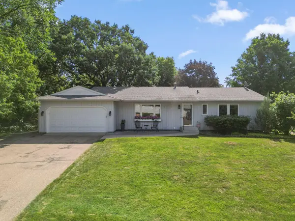 3840 Riverton AVE,  Eagan,  MN 55122