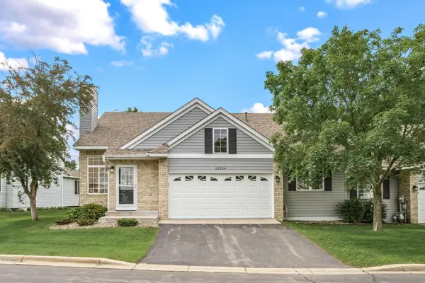 13024 Garrett LN, Apple Valley, MN 55124