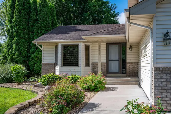 22469 130th AVE N, Rogers, MN 55374