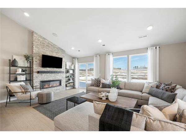 4116 Ramsay WAY, Waconia, MN 55387