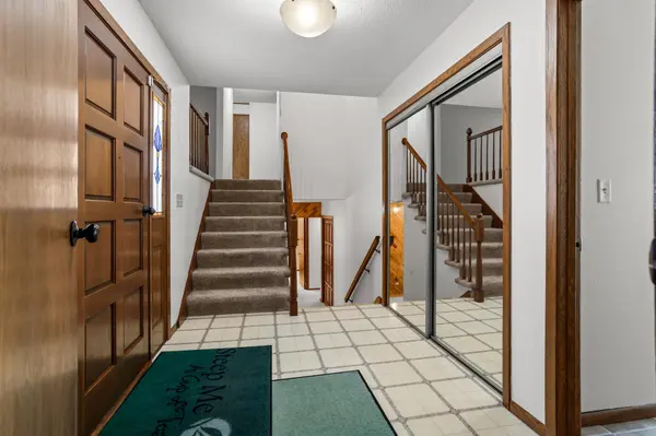 1907 25 1/2 AVE S, Fargo, ND 58103