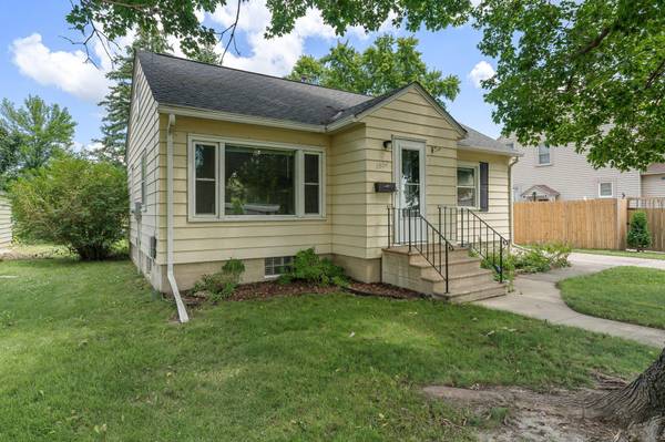 1504 4th AVE NW, Austin, MN 55912