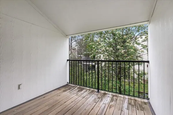 12840 Nicollet AVE #302, Burnsville, MN 55337