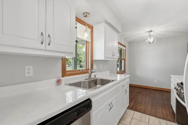 443 Cord CIR, New Brighton, MN 55112