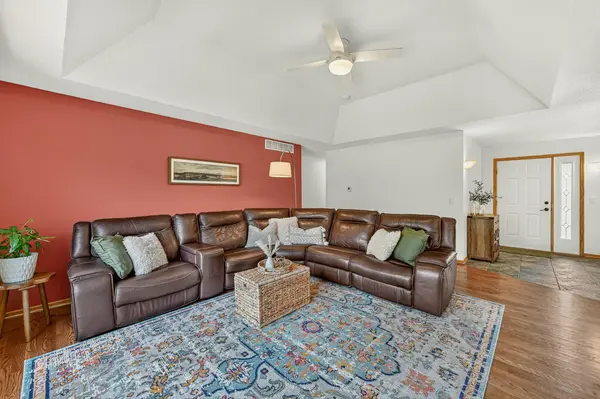 507 9th ST NW, Byron, MN 55920