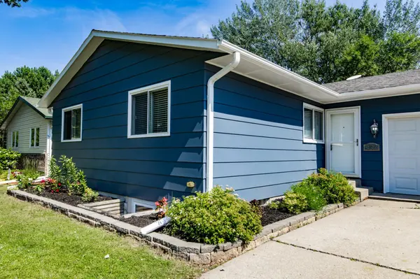 2925 14th AVE S, Moorhead, MN 56560