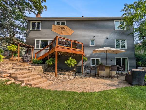 13655 Henna CT, Apple Valley, MN 55124