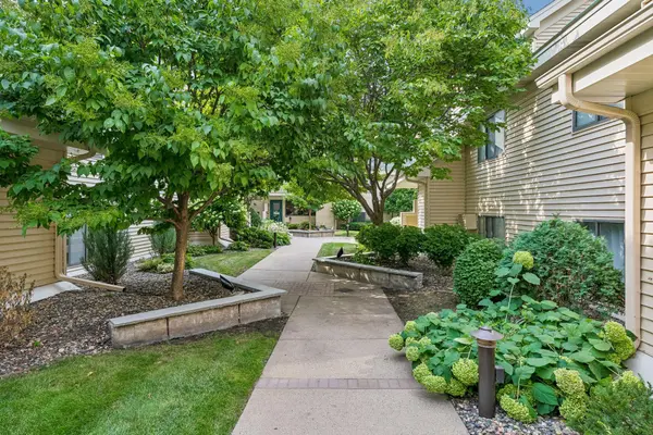 7605 Edinborough WAY #6119, Edina, MN 55435