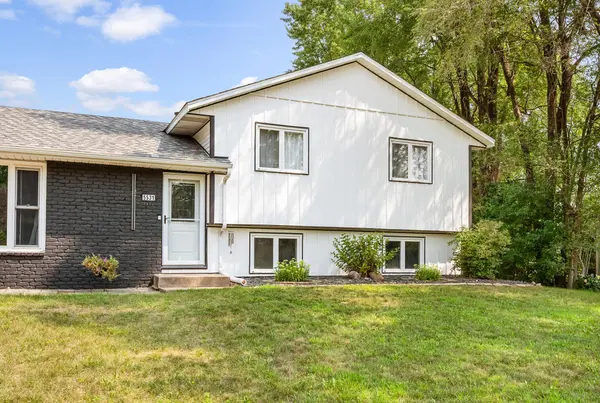 5531 128th ST W, Apple Valley, MN 55124