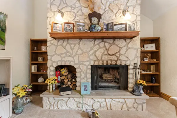 13611 State 16, Houston, MN 55943