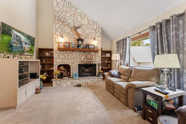 13611 State 16, Houston, MN 55943