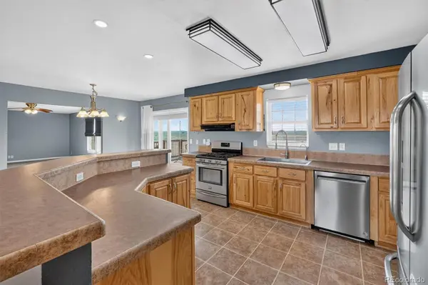 49400 E 104th AVE, Bennett, CO 80102