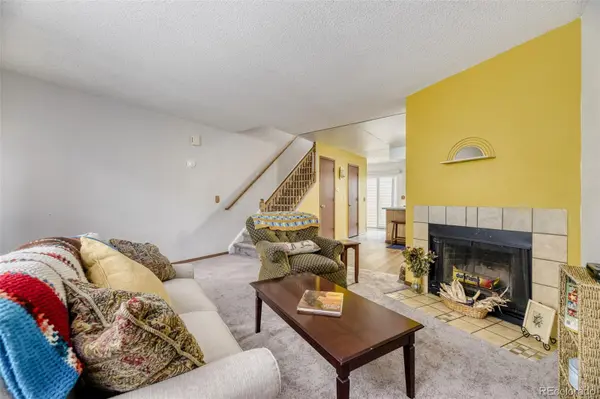 6944 W Mississippi AVE, Lakewood, CO 80226