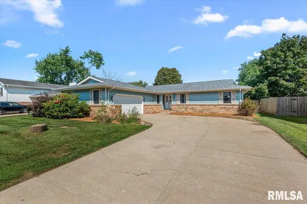 2517 COLUMBUS CIR, Springfield, IL 62703