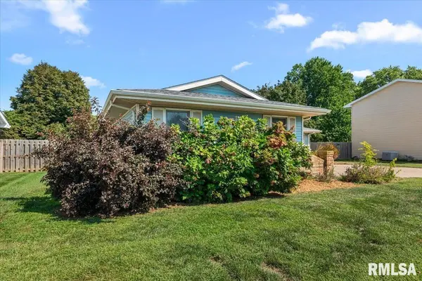 2517 COLUMBUS CIR, Springfield, IL 62703