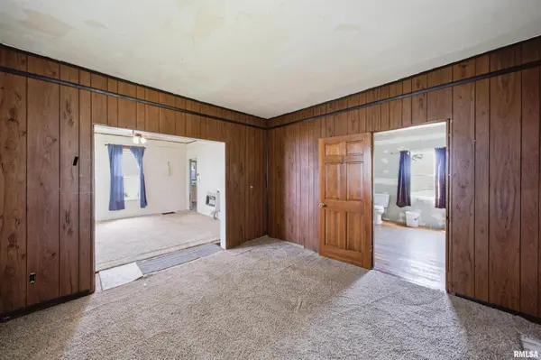 779 WESTERN AVE, Henry, IL 61537