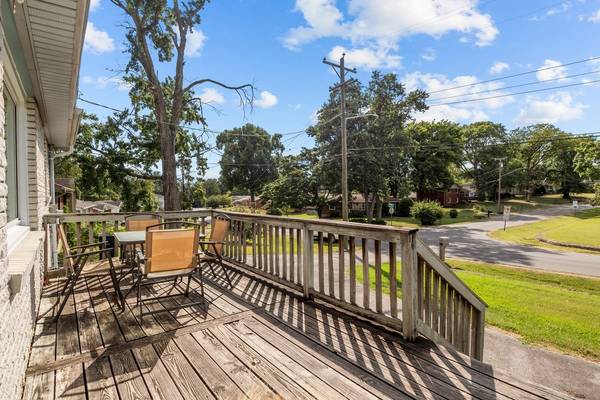 478 Sunliner Dr, Nashville, TN 37209