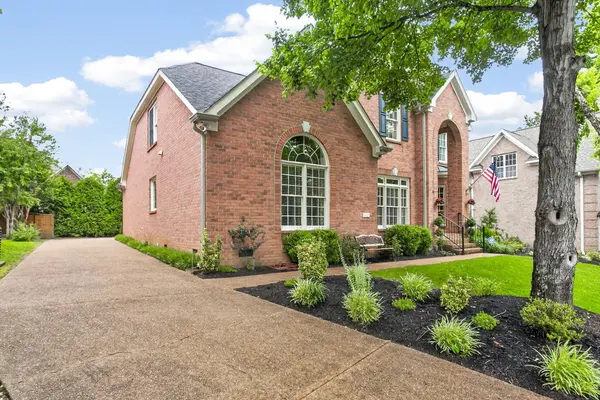 4577 Winfield Dr, Nashville, TN 37211
