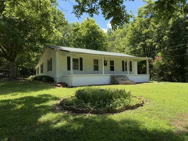 335 Lane Branch Rd, Fayetteville, TN 37334