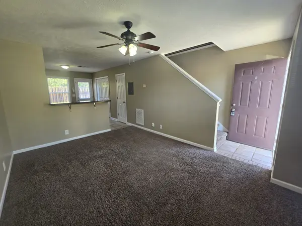 812 Oak Arbor Ct #D, Clarksville, TN 37040
