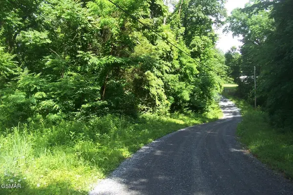 21 Clearwood Road, Newport, TN 37821