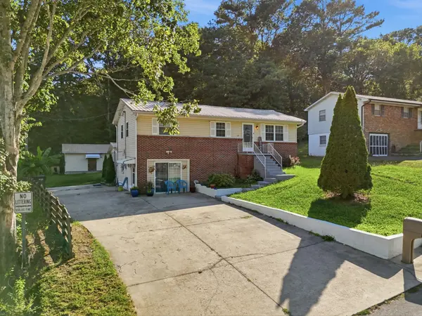 1220 28th Street #SE, Cleveland, TN 37323