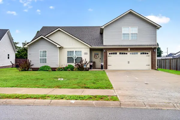 506 Burgess Ct, Clarksville, TN 37042