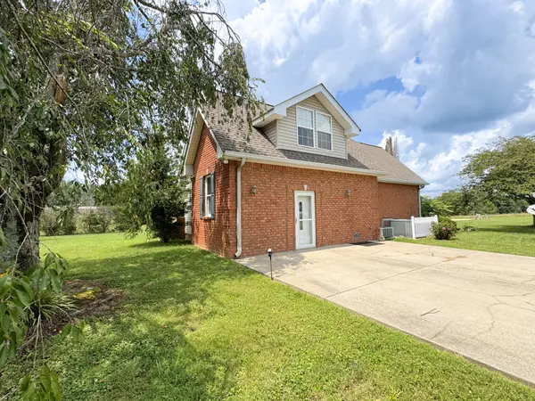 6606 Highway 52 #W, Lafayette, TN 37083