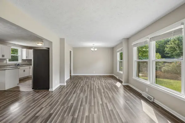 305 Cainridge Dr, Clarksville, TN 37040