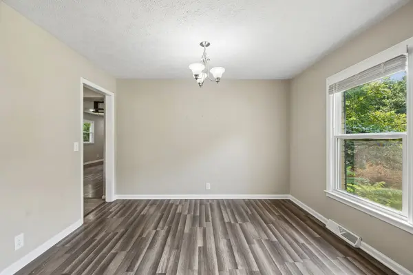 305 Cainridge Dr, Clarksville, TN 37040
