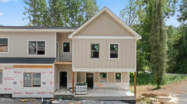 812 Powdermill Road #Unit 1, Gatlinburg, TN 37738