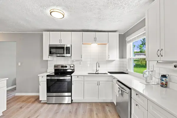 106 River Rd, Hendersonville, TN 37075