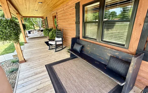 108 Crestview Ln, Livingston, TN 38570