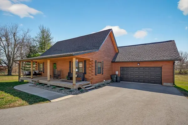 108 Crestview Ln, Livingston, TN 38570