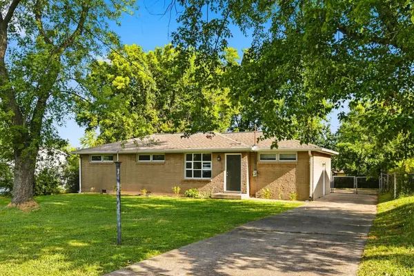 278 Garry Dr, Nashville, TN 37211