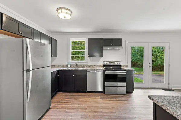 278 Garry Dr, Nashville, TN 37211
