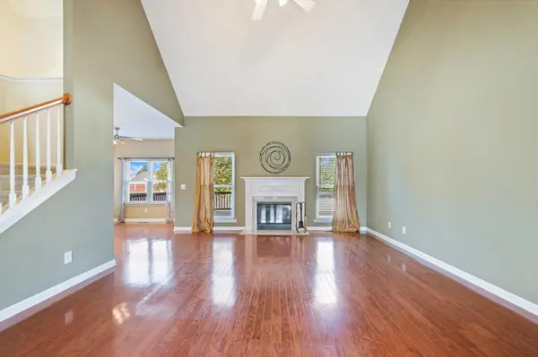 2187 Gold Valley Dr, Murfreesboro, TN 37130
