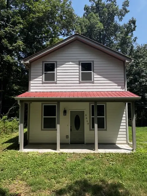 8668 Poplar Creek Rd, Nashville, TN 37221