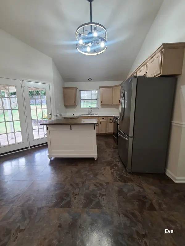 2733 Airwood Dr, Nashville, TN 37214